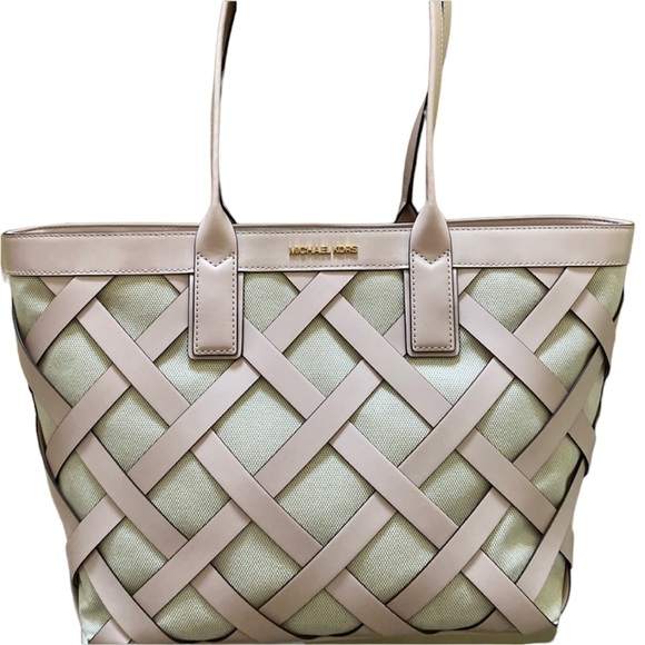 Michael Kors NWT Sienna Powder Blush Large Tote $428 - Picture 1 of 9